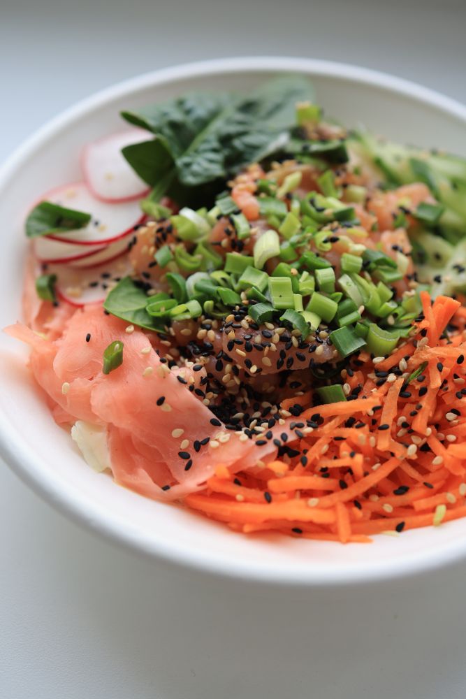 Balanced prepared meal and senior dining context